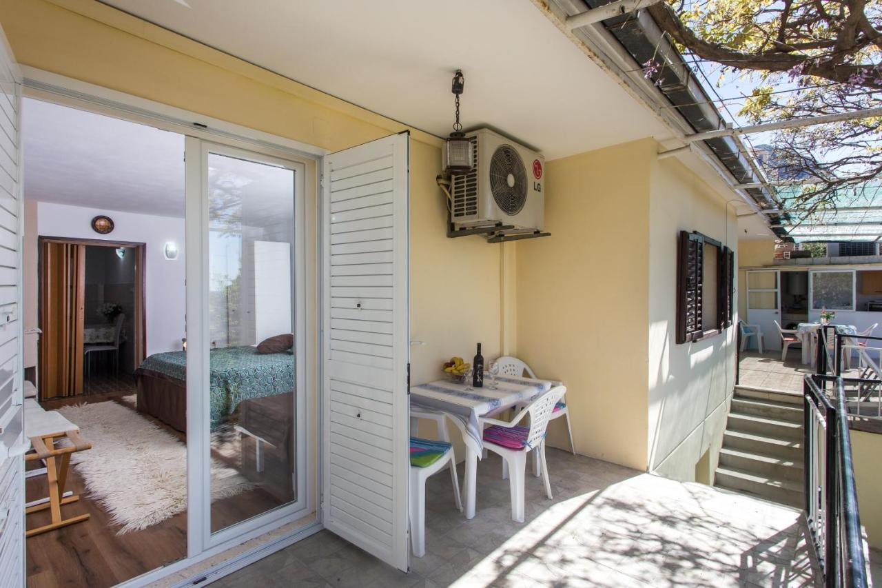 מליני Apartments Djurkovic מראה חיצוני תמונה